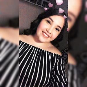 Meet your Posher, Mariela